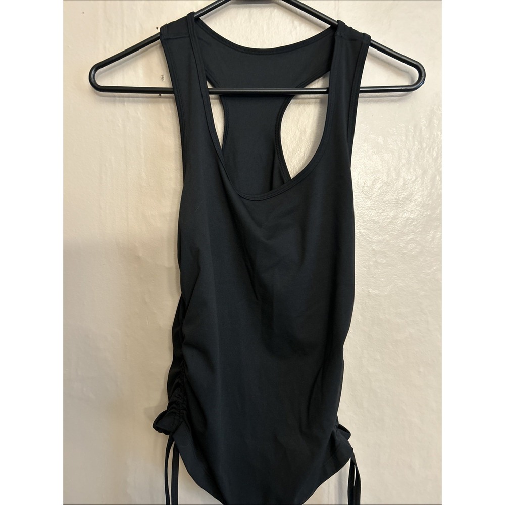 Lot 2 Workout Tank Tops Medium Black White